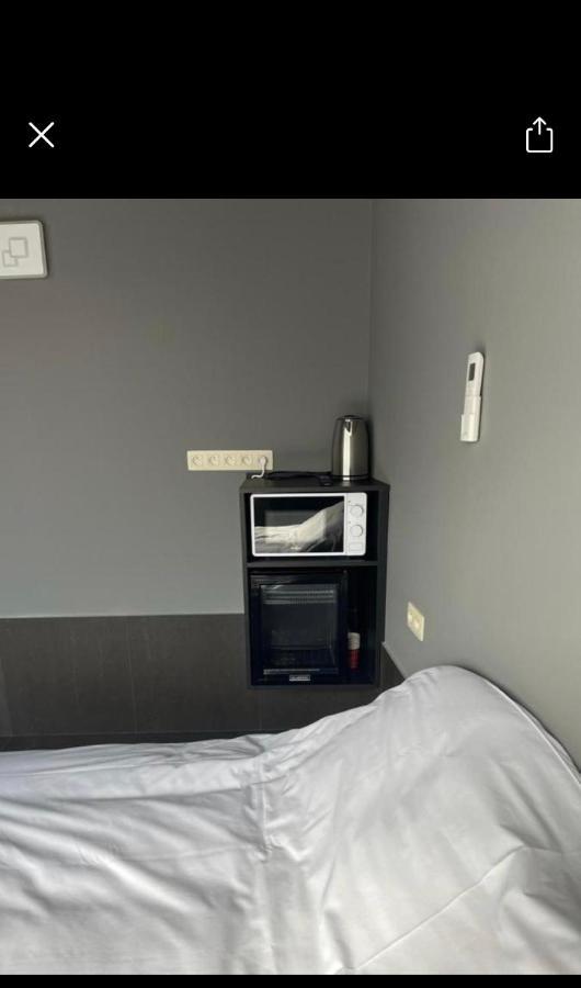 Logements Des Choraux Tournai Ngoại thất bức ảnh