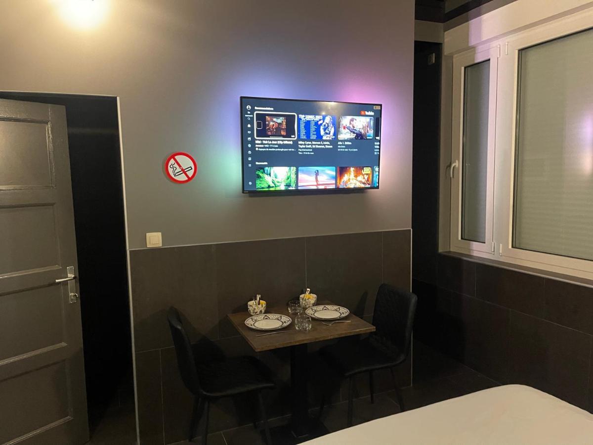 Logements Des Choraux Tournai Ngoại thất bức ảnh